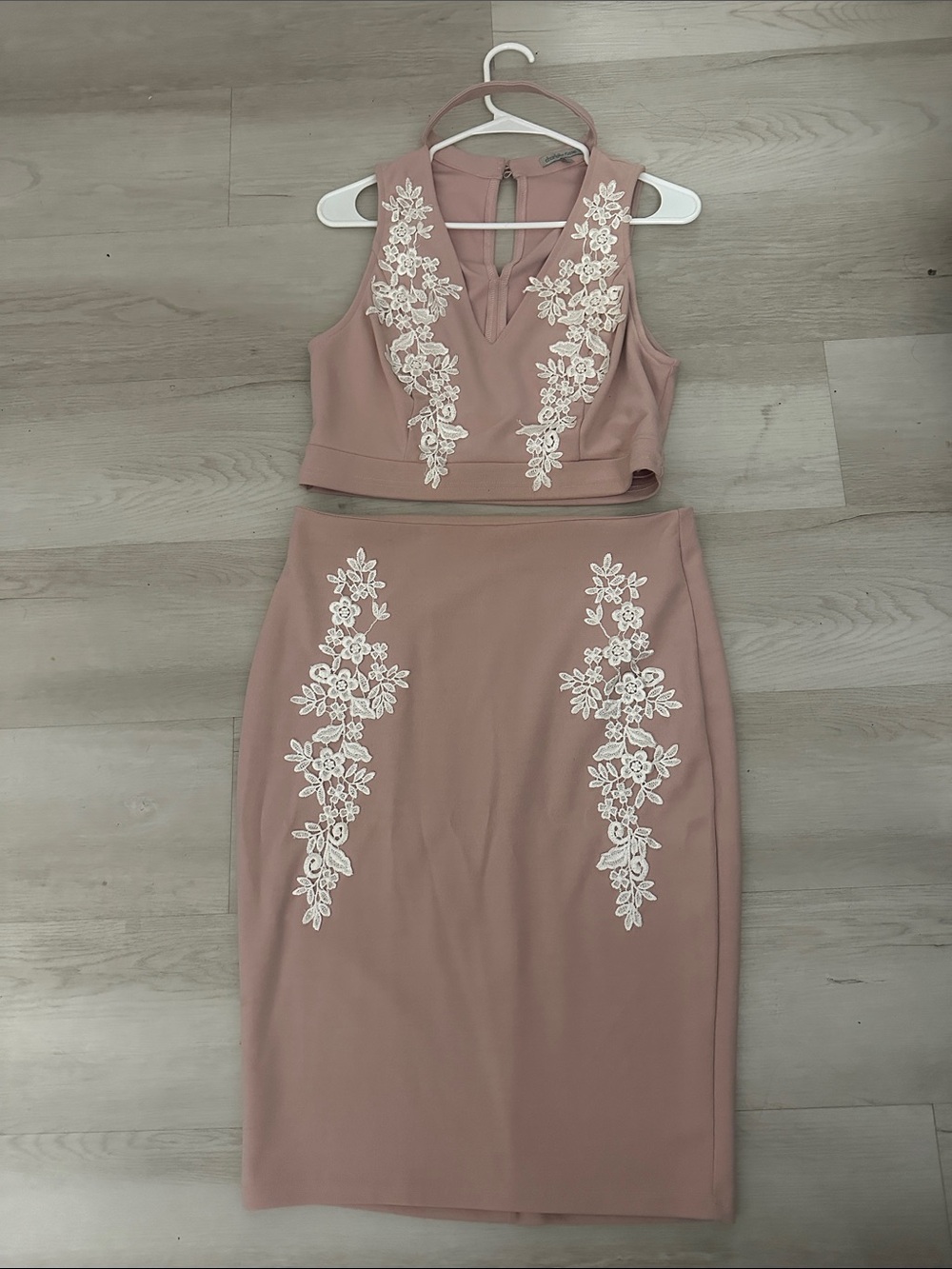 Charlotte Russe Mauve Pink Two-Piece Midi Dress with White Floral Appliqué